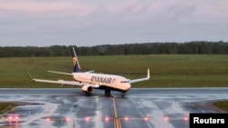 Cамолет Ryanair, захваченный белорусскими властями, приземлился в аэропорту Вильнюса 23 мая 2021 года