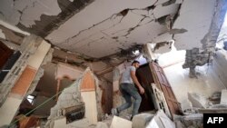 غزہ کی وزارتِ صحت کے مطابق اسرائیلی فضائی حملوں میں کم از کم 31 افراد ہلاک ہوئے ہیں جن میں چھ بچے بھی شامل ہیں۔