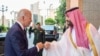Джо Байден проводит переговоры в Саудовской Аравии