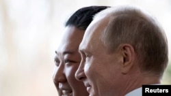 俄羅斯總統普京同北韓領導人金正恩在海參崴會面。