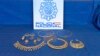 Конфісковані старовинні золоті прикраси, незаконно вивезені з України у 2016 році, Мадрид, 23 жовтня 2023. Policia Nacional via AP