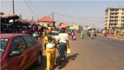 Face aux prix de la nourriture en Guinée, les syndicats lancent une grève illimitée
