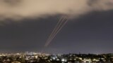 FOTO DE ARQUIVO: Um sistema anti-míssil depois de o Irão ter lançado drones e mísseis em direção a Israel