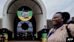 A l'origine, MK est le nom de la branche armée de l'ANC pendant les décennies de lutte contre l'apartheid. L'ANC a déposé une requête en urgence contre "l'utilisation illégale des marques, symboles et de l'héritage de l'ANC". (Photo de LUCA SOLA / AFP)