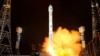 朝鲜官媒2023年发表自称成功地将间谍卫星送入轨道的图片。