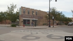A tribute to the Eagle's song "Take It Easy" in Winslow Arizona