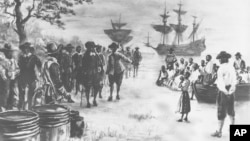 1619年一艘护卫舰驶入维吉尼亚州汉普顿市的康福特港，带来20名非洲奴隶（西德尼·金绘画）