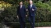 资料照片: 2023年11月15日美国总统拜登(右)和中国国家主席习近平在亚太经合组织会意期间会晤