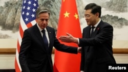 Держсекретар США Ентоні Блінкен зустрічається з міністром закордонних справ Китаю Цінь Ганом у Пекіні. 18 червня 2023 року. Фото REUTERS
