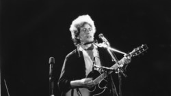 Боб Дилан - восходящая звезда американской музыки