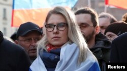 Любовь Соболь на одной из акций протеста оппозиции в Москве. 2020г. 