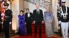 美国总统乔·拜登、美国第一夫人吉尔·拜登、日本首相岸田文雄和首相夫人岸田裕子在白宫参加国宴时合影。(2024年4月10日)