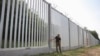 Польша предупредила об опасности нового миграционного кризиса на границе с Беларусью
