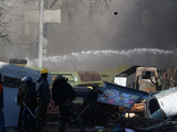 Сторонники оппозиции во время столкновений с сотрудниками милиции в центре Киева. Фото: Дмитрий Борко/Грани.Ру