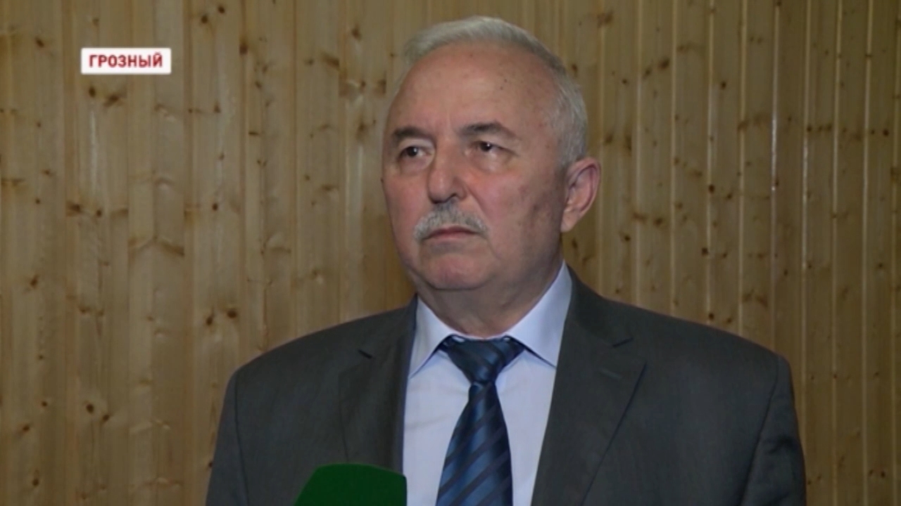 Судья Каратаев принес извинения перед Главой ЧР и написал заявление о прекращении полномочий