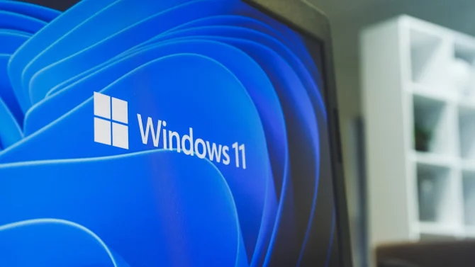 Reklamy v nabídce Start ve Windows 11 už jsou tady. Víme, jak se jich zbavit