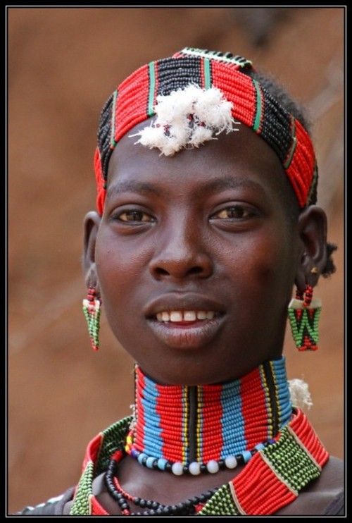 Ethiopian young  (Hamar ) girls are beautiful - ኢትዮጵያ - Ethiopia - ( Omo valley)  photo by HBPlaatjes