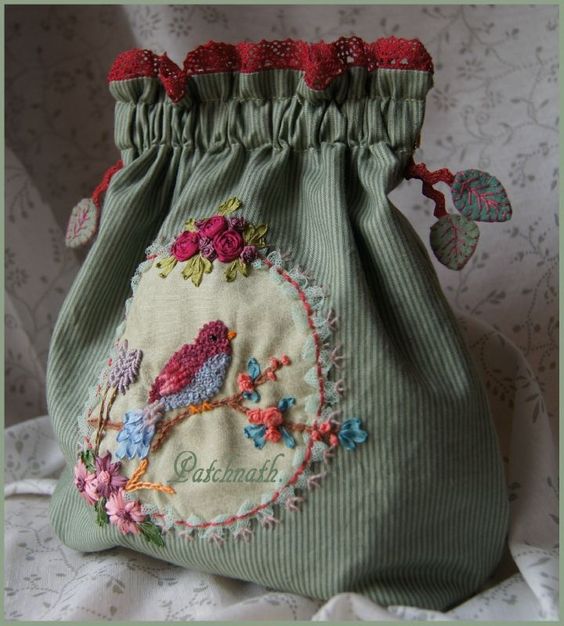 Lovely little bag!