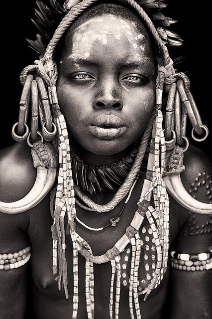 A Mursi girl from Mago National Park in the Omo valley of Ethiopia.  I Love Africa, your personal travel planner, www.ilove-Africa.com