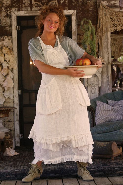Hello Lovelies.....   I somehow, don't remember at all, how or why I wound up looking at Pinafore's. I wish ...