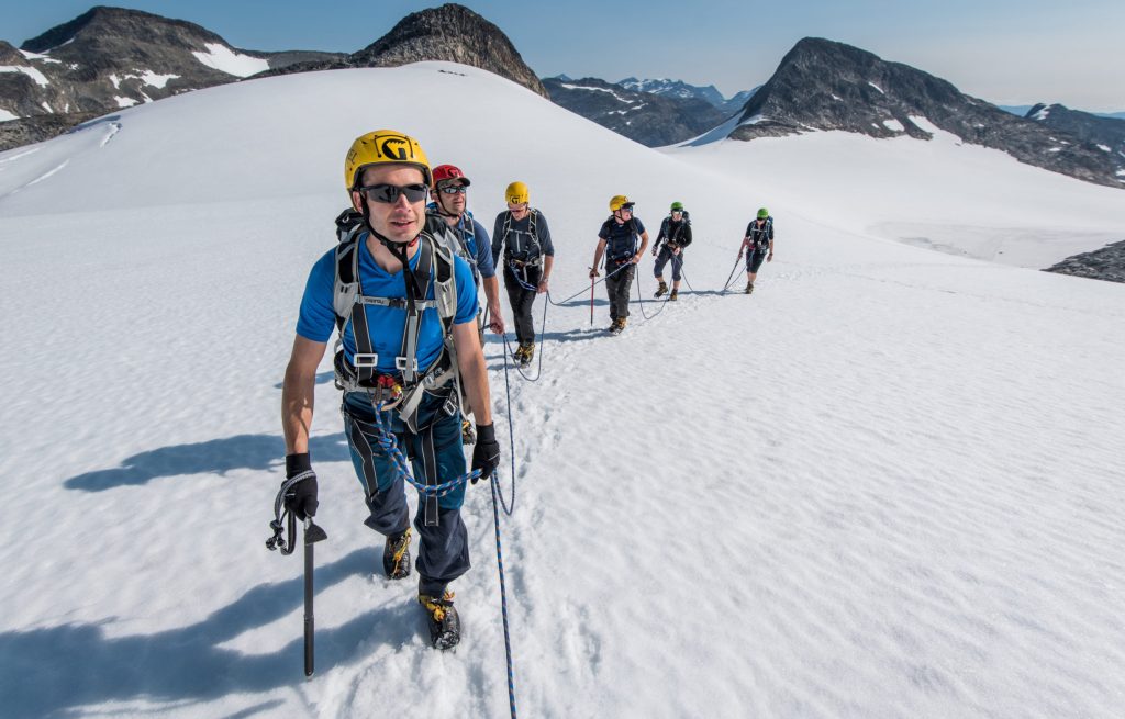 Glacier walking in Jotunheimen Uranos glacier – Yngve Ask