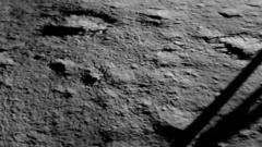 Фото лунной поверхности