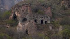 Пещеры в селе Хндзореск