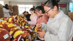 работницы фабрики в Цзянсу