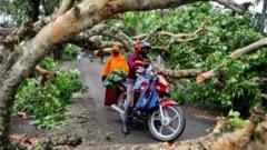 cyclone bangladesh