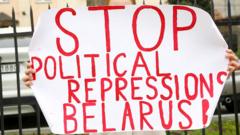 В нескольких странах Европы прошли акции в поддержку задержанных в Минске Протасевича и Сапеги.