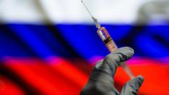 Шприц на фоне флага России
