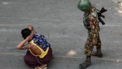 Военный переворот в Мьянме: месяц протестов, более 50 убитых