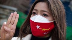 Протест в солидарность с Мьянмой в Южной Корее