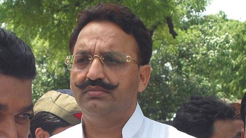 Mukhtar Ansari being produced in a court in New Delhi on May 15, 2010
