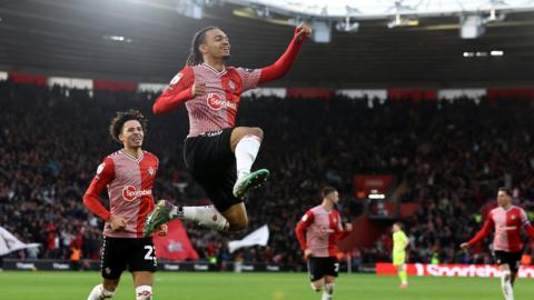 Sekou Mara of Southampton celebrates after scoring his teams' fourth goal during the Sky Bet Championship match between Southampton FC and Huddersfield Town at St. Mary's Stadium on February 10, 2024 in Southampton, England