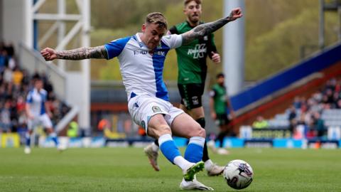 Blackburn Rovers midfielder Sammie Szmodics (8) shoots at goal