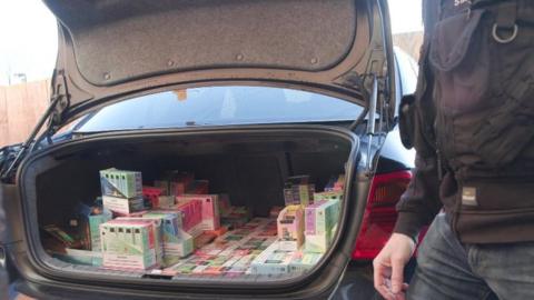 Illegal vapes seized in the boot of a car