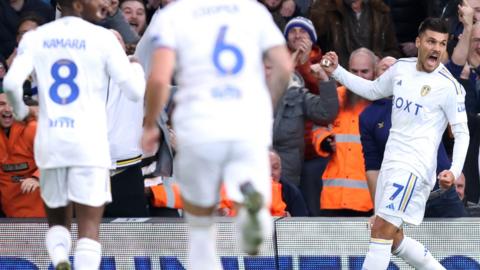 Leeds' Joel Piroe celebrates his goal against Plymouth