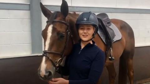 Yasmin Ingham with her horse