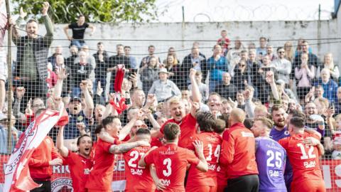 Bonnyrigg celebrate