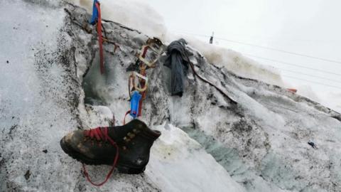 A boot with red laces and climbing equipment were found on the Theodul glacier
