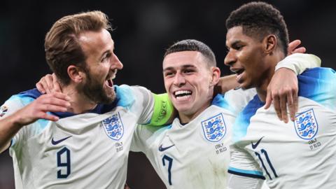 England players Harry Kane, Phil Foden and Marcus Rashford celebrate