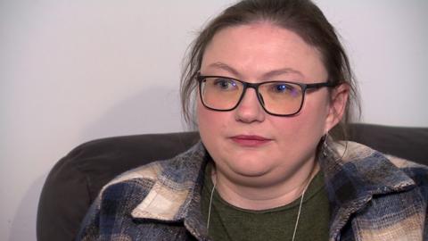 A woman who asked her husband if they should suffocate their baby when suffering from postpartum psychosis says there is a need for a dedicated mother and baby mental health unit.