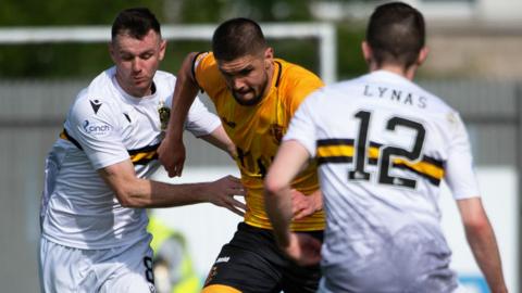 Annan v Dumbarton