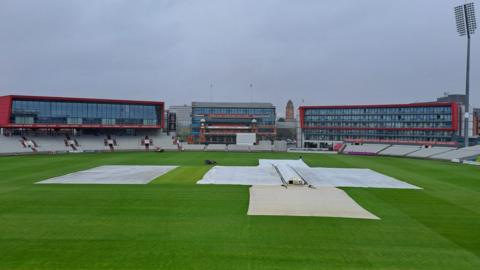 As on day one, the covers remained on all day on the final day in Manchester