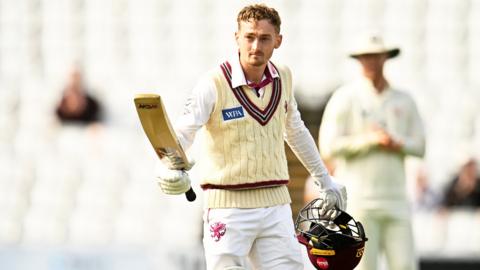 Lewis Goldsworthy reached his second first-class century for Somerset