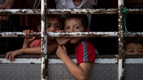 Honduran children from a caravan of Central American migrants in Mexico. Photo: 26 October 2018