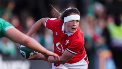 Kayleigh Powell in action for Wales