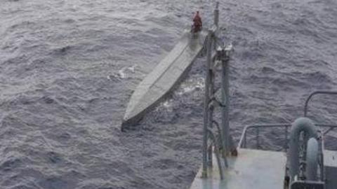 Image of the narco-sub shared by the Colombian Navy