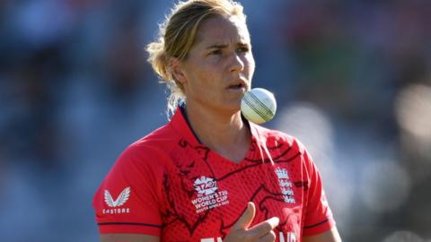 Katherine Sciver-Brunt during England's World Cup game v Pakistan